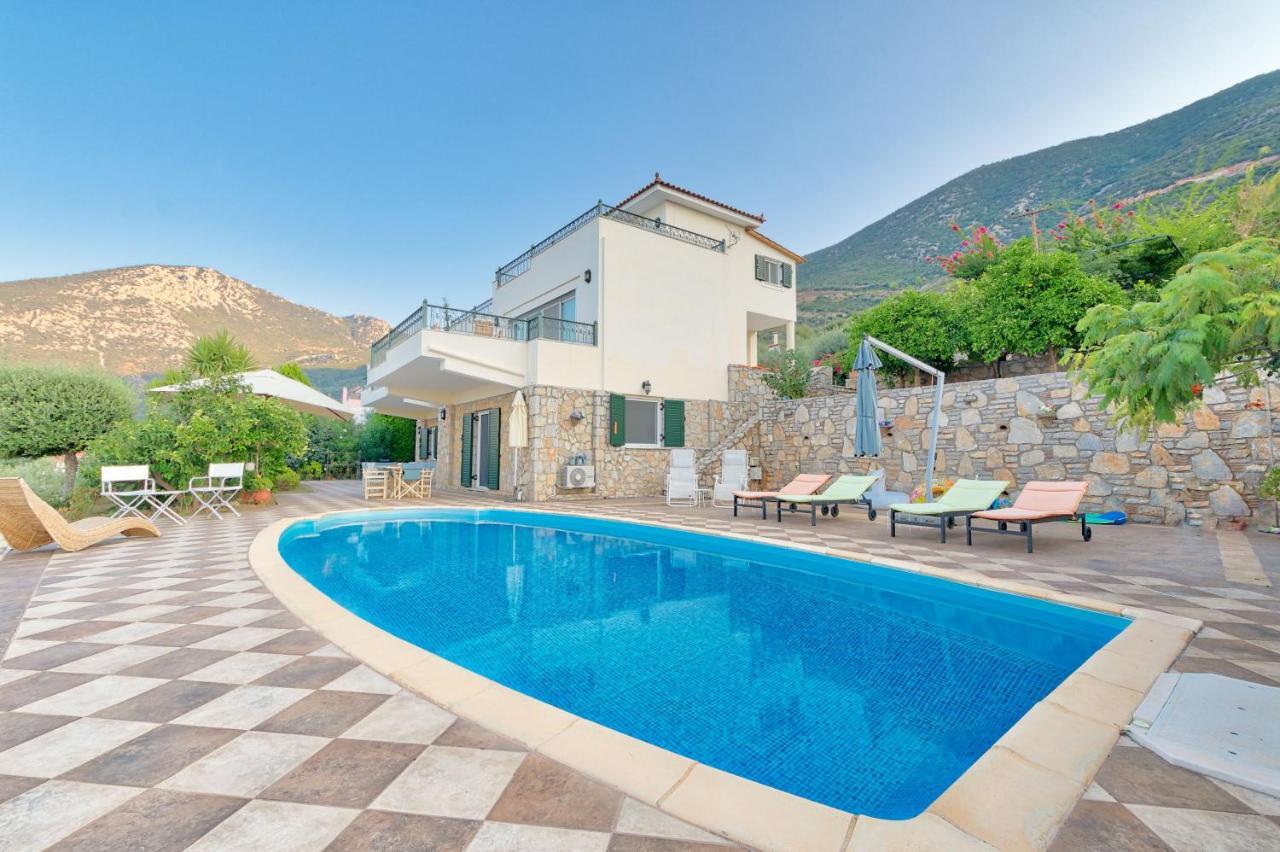 Villa Bamour With Paradise View Epidaurus Eksteriør billede